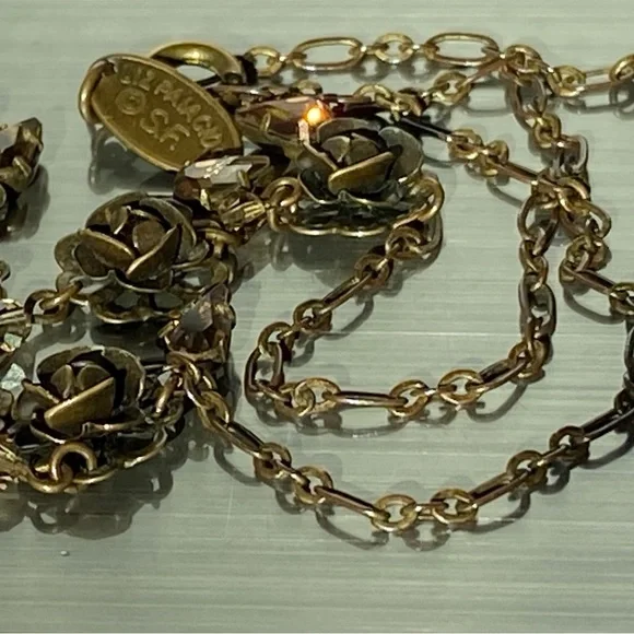 Liz Palacios Signed Pear-Shaped CrystalFlower Choker Necklace - Picture 5 of 14